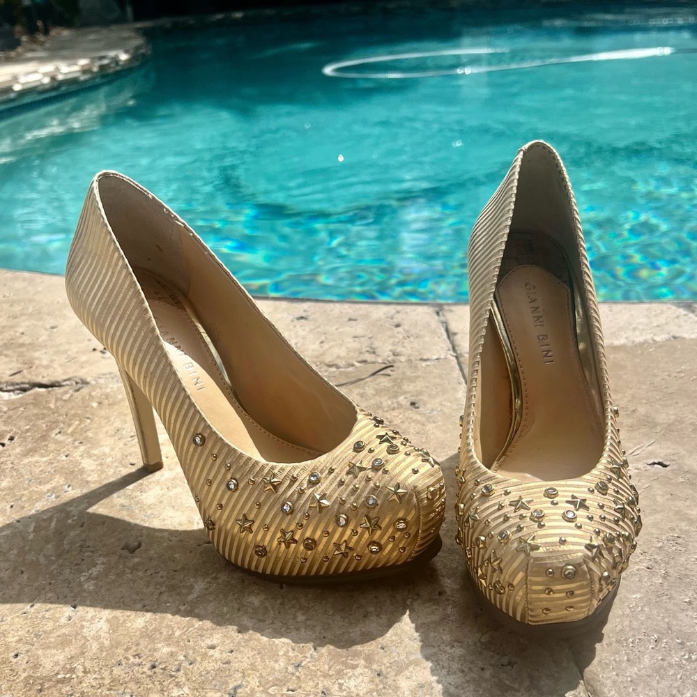 GIANNI BINI Stripped Gold Star Studded Platform Heels